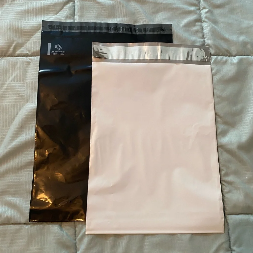 🌸 75 Piece Shipping Bundle.  50 Poly Mailers / 25 Thank you card